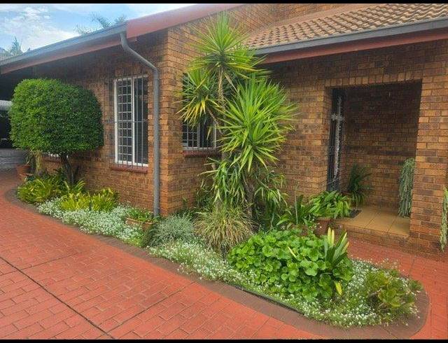 4 BEDROOM HOUSE FOR SALE IN MONTANA